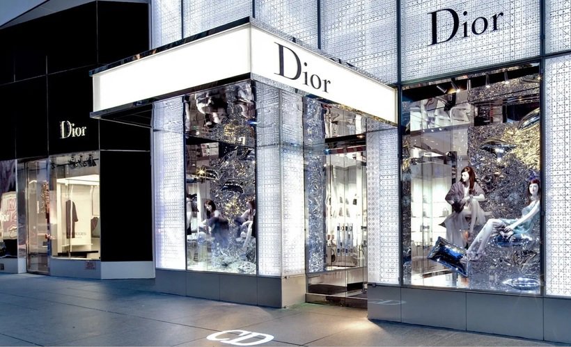 Dior vướng nghi vấn về giá trị thật của những chiếc túi hiệu xa xỉ
