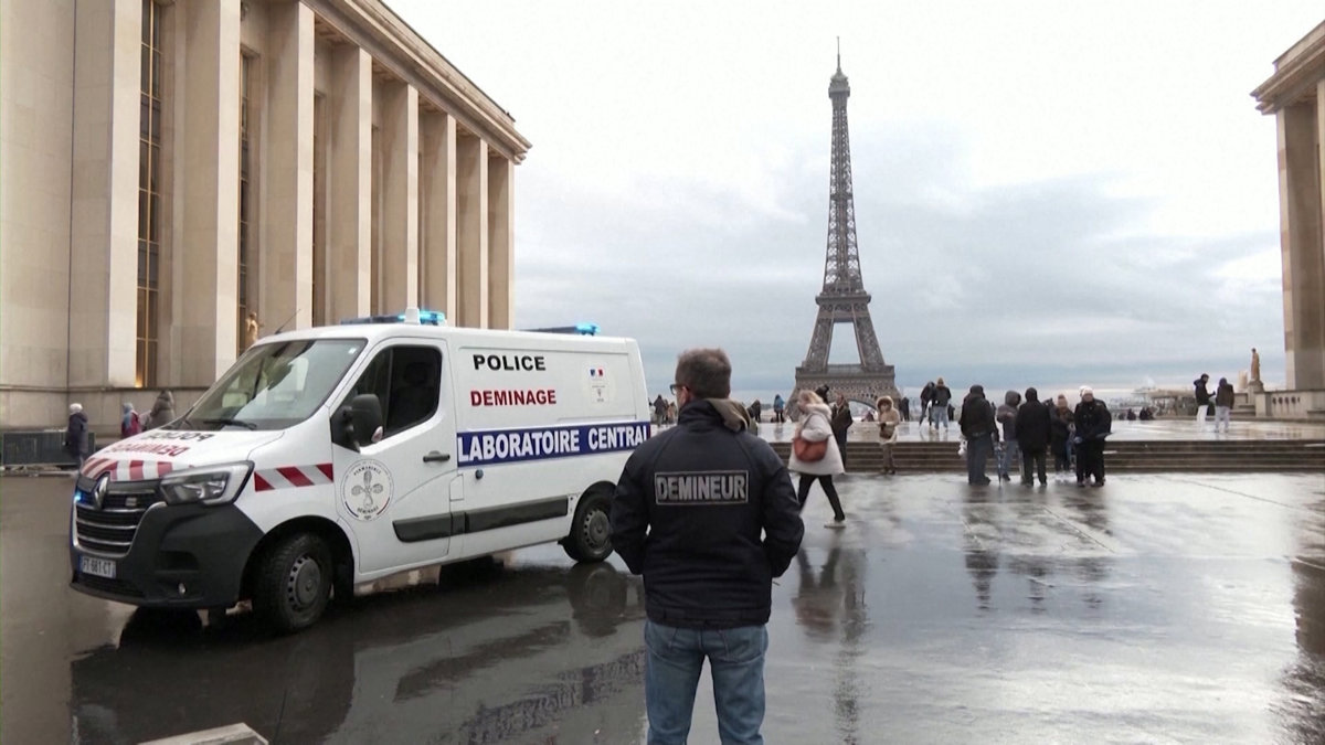 Pháp quan ngại nguy cơ khủng bố Hồi giáo cực đoan