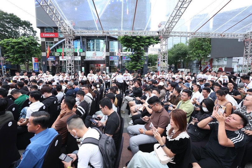 Người Việt chi hàng nghìn tỷ cho iPhone 17