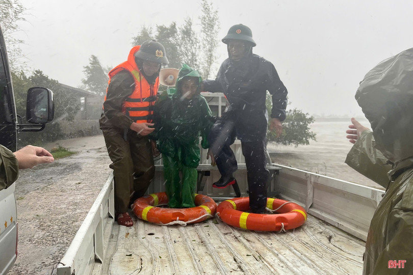 Hà Tĩnh sẽ sơ tán dân từ 13h chiều nay, hoàn thành trước 9h ngày mai