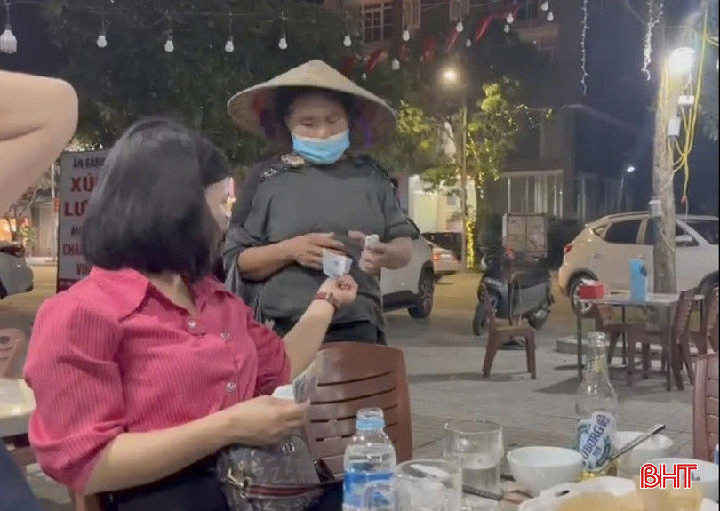 Tái diễn tình trạng ăn xin trên phố ở Hà Tĩnh