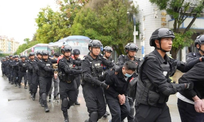 Trung Quốc tử hình 16 thành viên băng đảng điều hành trung tâm lừa đảo