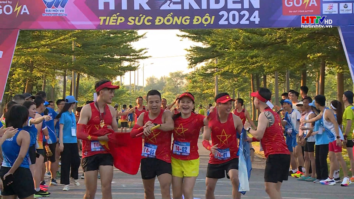 Gần 100 VĐV tham gia Giải chạy HTR Ekiden - Tiếp sức cùng đồng đội