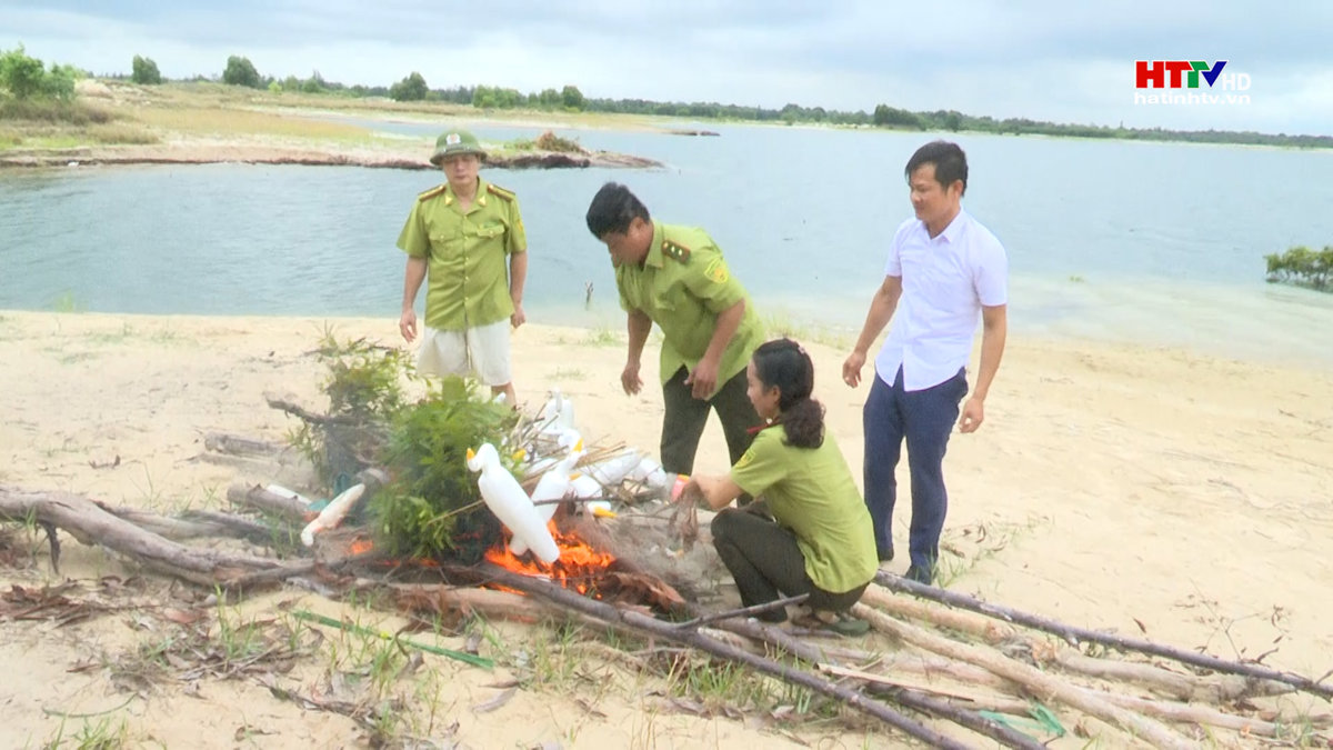 Thạch Hà ra quân xử lý săn bắt chim trời