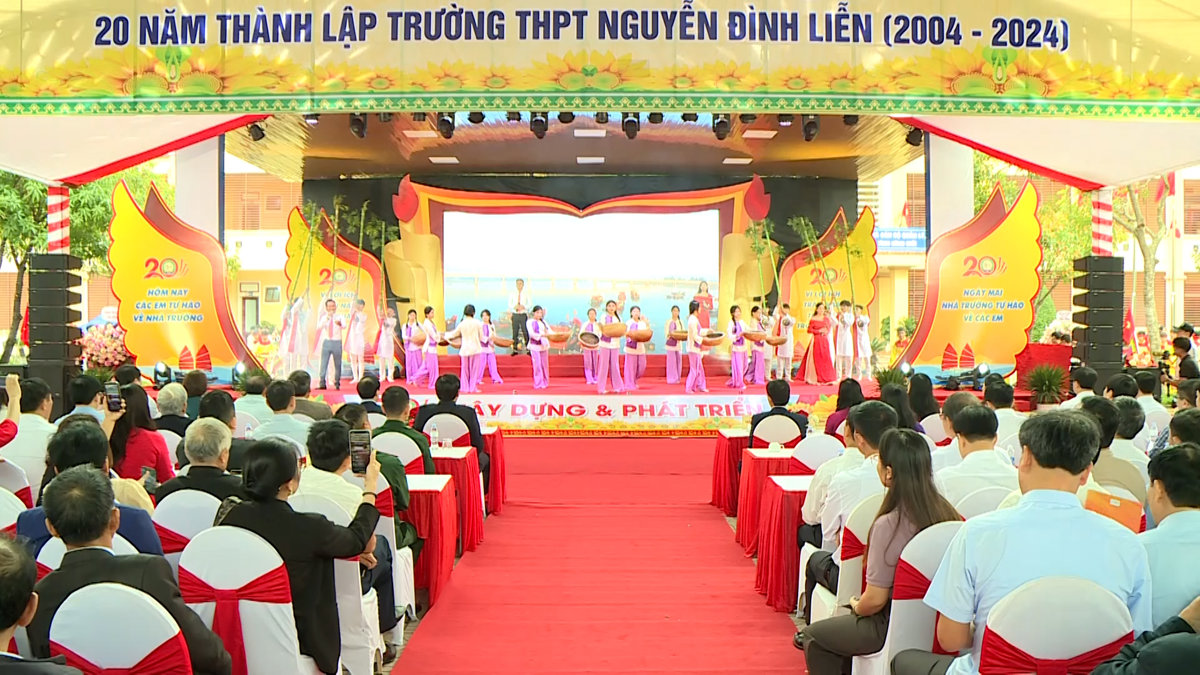 Kỷ niệm 20 năm thành lập trường THPT Nguyễn Đình Liễn