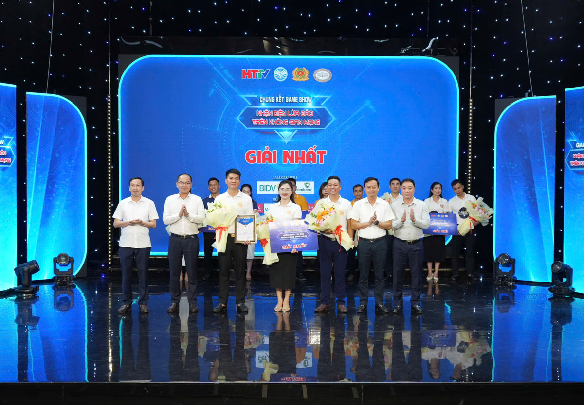 Sôi nổi chung kết Game show Nhận diện lừa đảo trên không gian mạng