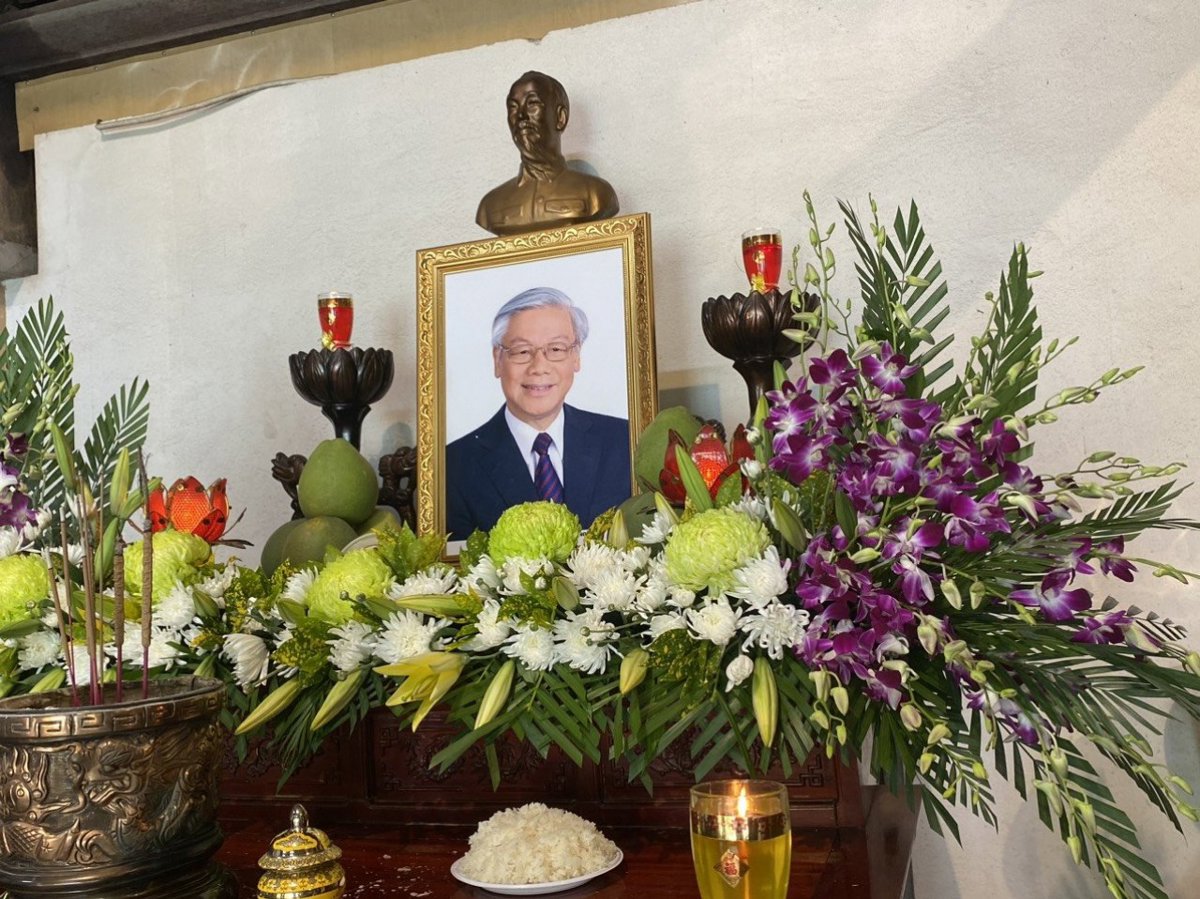 Người dân Hà Tĩnh bày tỏ niềm thương tiếc Tổng Bí thư Nguyễn Phú Trọng