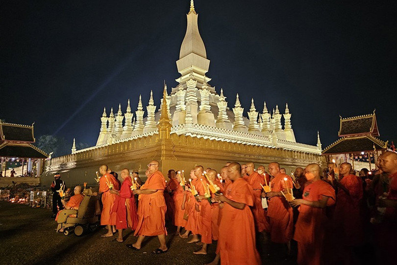 Lễ hội That Luang 2025 đầy màu sắc của người dân Lào
