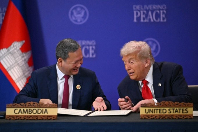 Mỹ dỡ bỏ cấm vận vũ khí đối với Campuchia