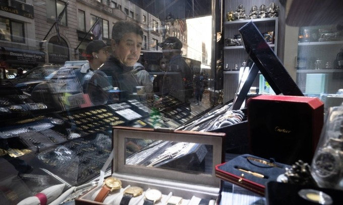 Cơn sốt vàng tại khu phố kim hoàn lớn nhất New York