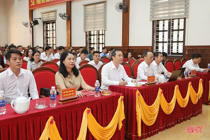 Tháo gỡ nhiều vấn đề qua tiếp xúc cử tri