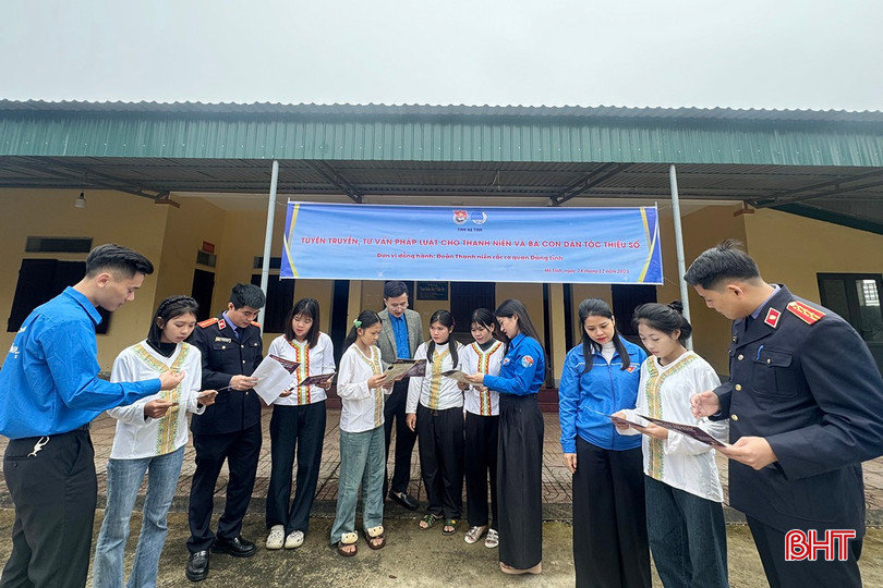 Sôi nổi Ngày hội Thanh niên dân tộc thiểu số ở bản Rào Tre