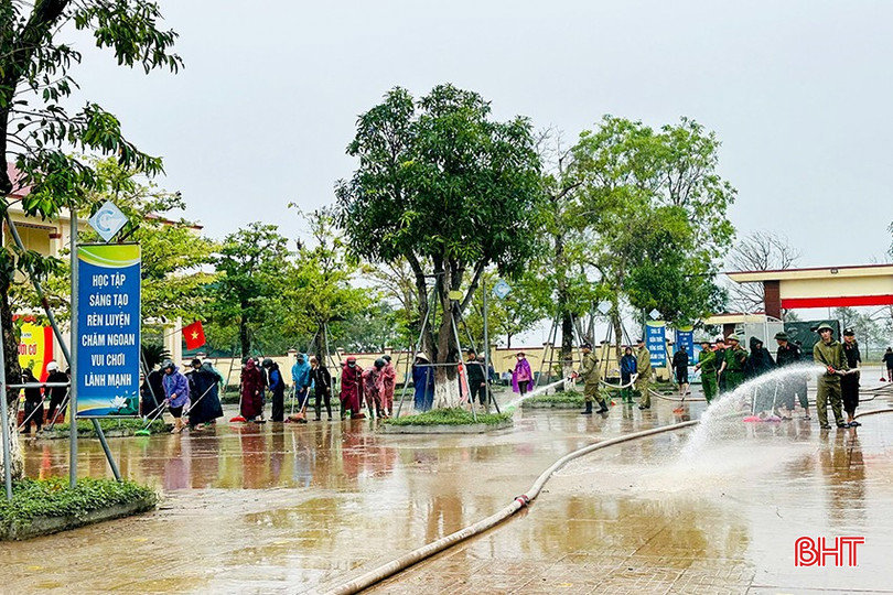 Hà Tĩnh nỗ lực khắc phục hậu quả thiên tai, ổn định việc dạy và học