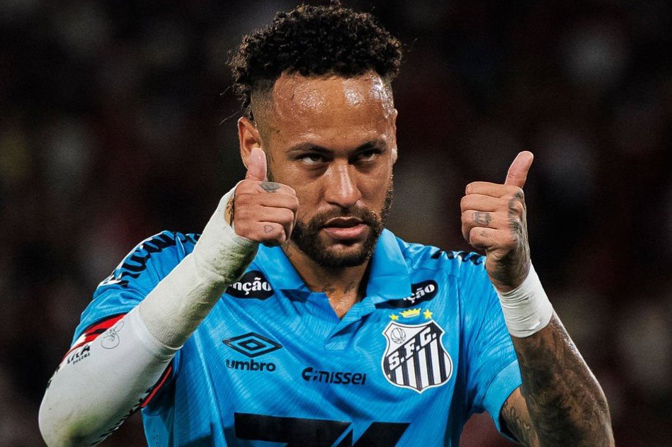 Neymar làm rung chuyển bóng đá Brazil