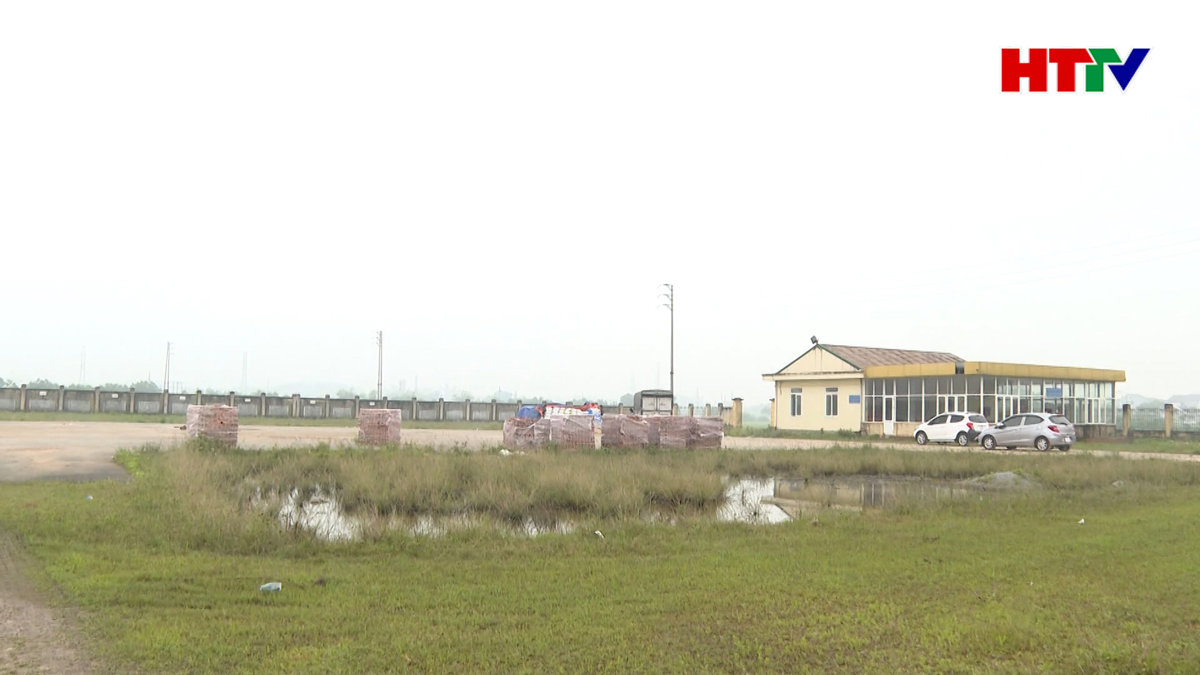 Thêm một công trình tiền tỷ "đắp chiếu" sau nhiều năm xây dựng