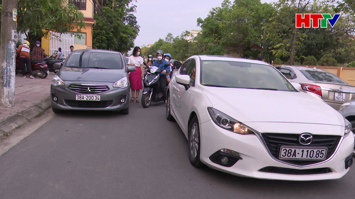 Ùn tắc giao thông ở thành phố Hà Tĩnh, nhìn từ ý thức