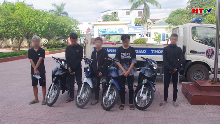 Vây bắt nhóm thanh thiếu niên vi phạm ATGT