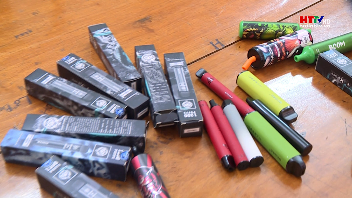 Liên tiếp phát hiện các đối tượng kinh doanh thuốc lá điện tử