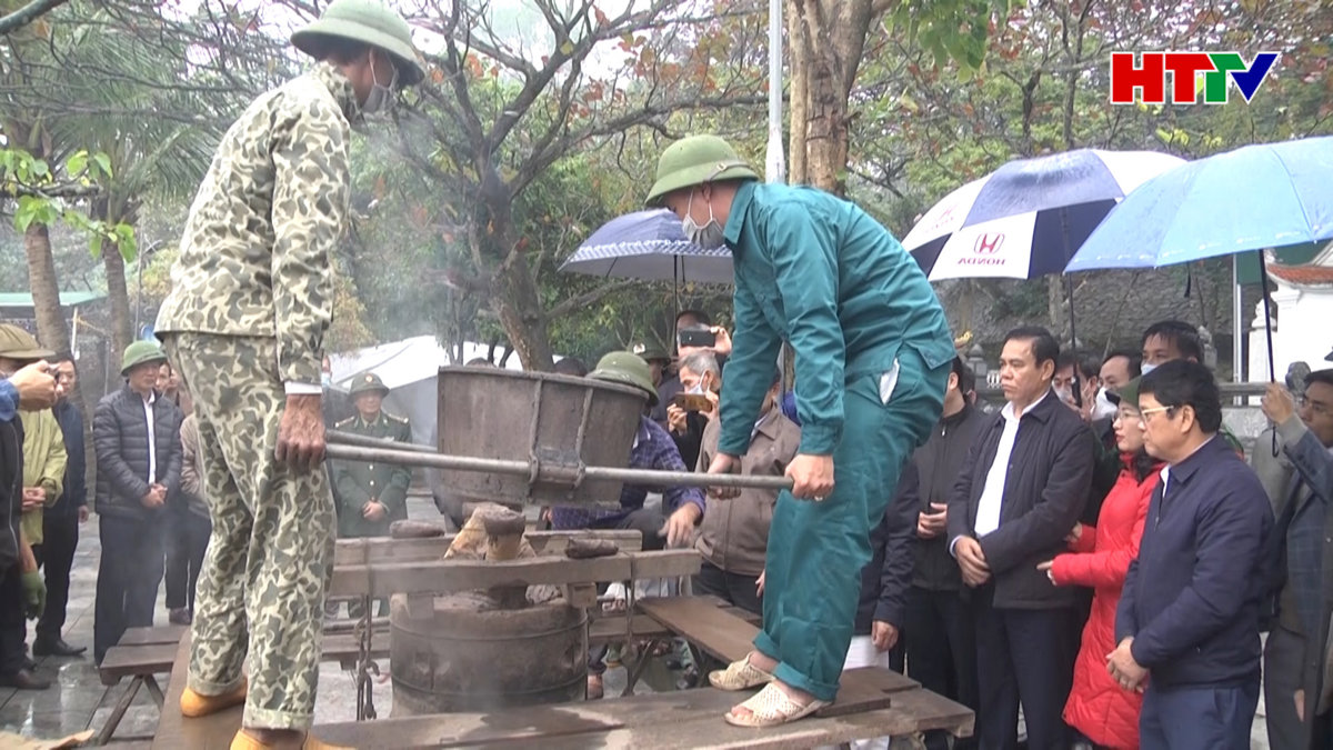 Thạch Hà trùng tu chuông Đền Lê Khôi