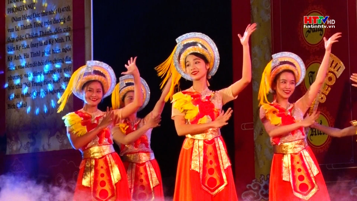 “Âm sắc đền thiêng” - Nối mạch nguồn văn hóa cho mai sau