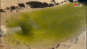 Xả thải trực tiếp ra biển: Doanh nghiệp bất chấp hay chính quyền buông lỏng?