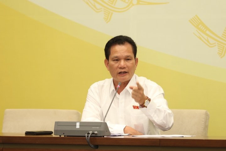 Cấp bách cải cách tiền lương; khẩn trương điều chỉnh lương tối thiểu vùng