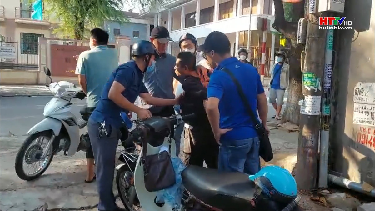 Tổ 238 Hương Khê: Bắt giữ 2 đối tượng mua bán 3.100 viên ma túy