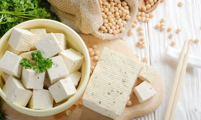 8 nhóm người thèm đến mấy cũng không nên ăn đậu phụ