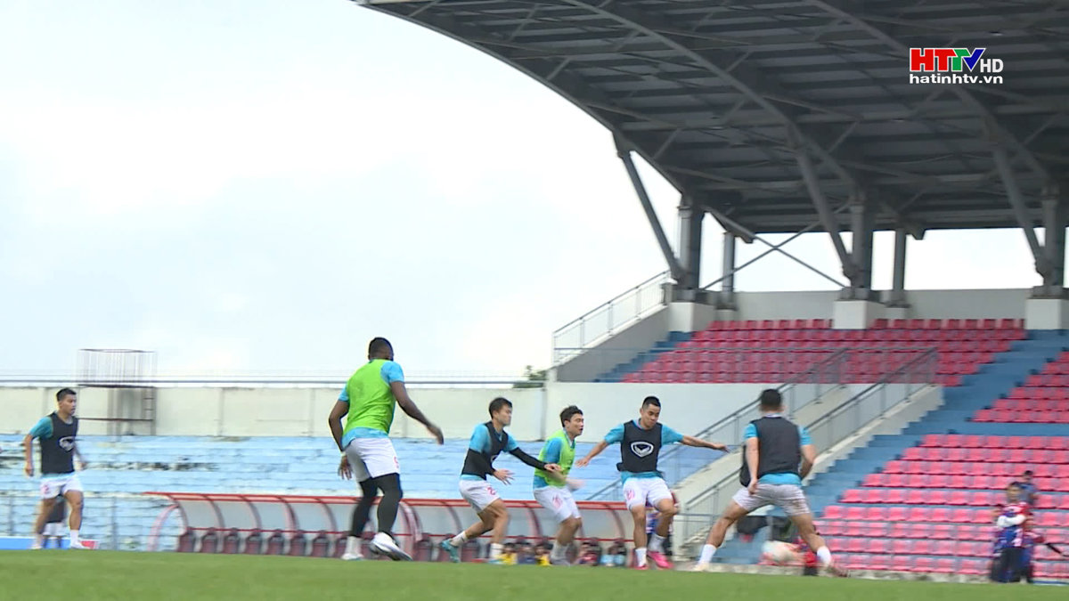 Derby Nghệ Tĩnh: Cơ hội để Hồng Lĩnh Hà Tĩnh giành 3 điểm trên sân nhà