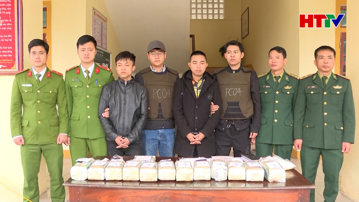 Xóa đường dây vận chuyển ma túy, bắt 5 đối tượng