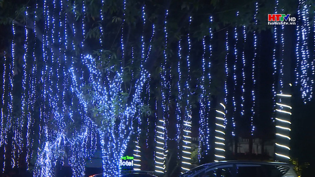 TP. Hà Tĩnh: Thống nhất mẫu đèn trang trí đón Tết Nguyên đán