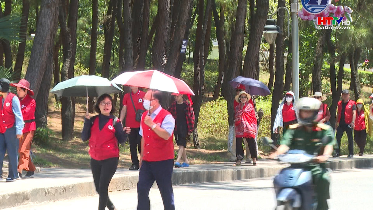 Ngã ba Đồng Lộc đón hơn 350 đoàn khách dâng hương dịp Quốc khánh