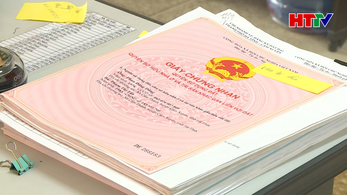 Cảnh báo hệ lụy từ những "cơn sốt"