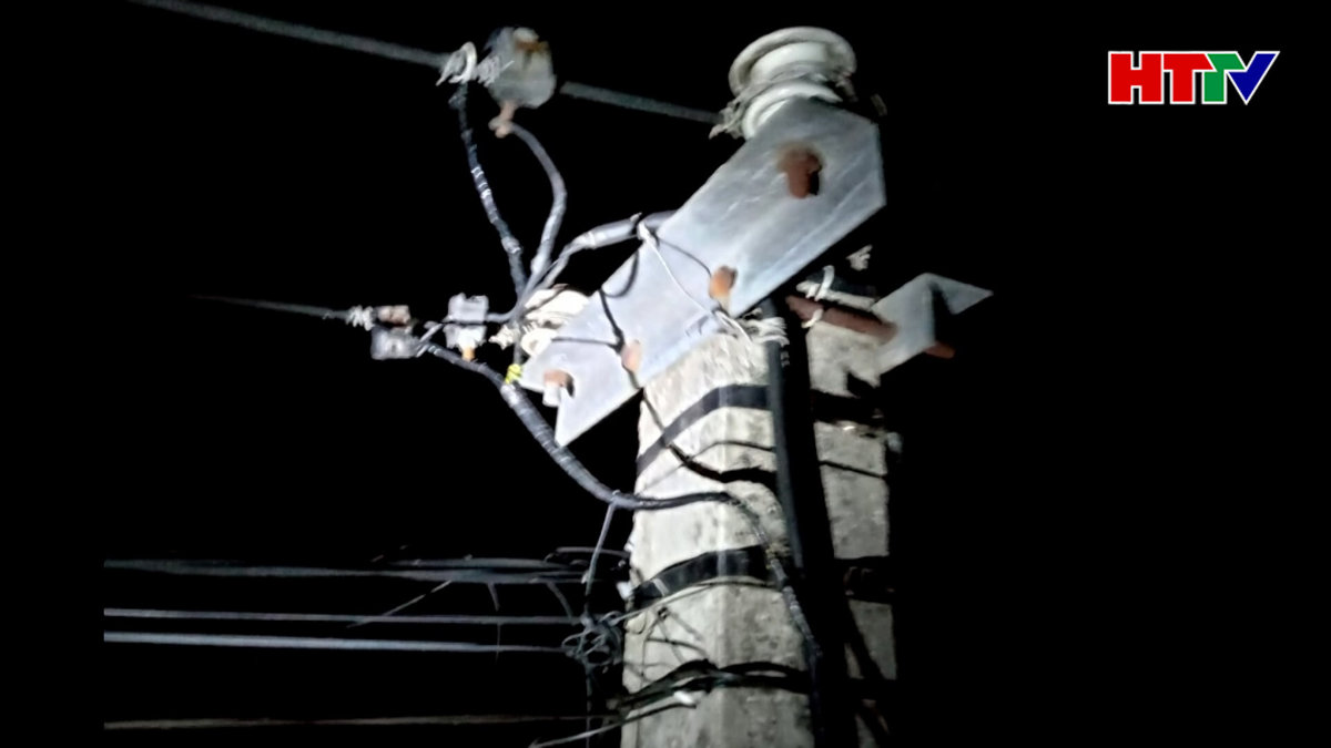 Phát hiện 15 vụ trộm, truy thu hơn 28.000 kWh điện.