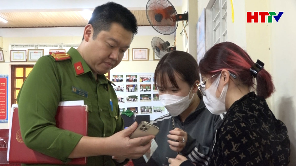 TP. Hà Tĩnh tuyên truyền, hướng dẫn cài đặt định danh điện tử