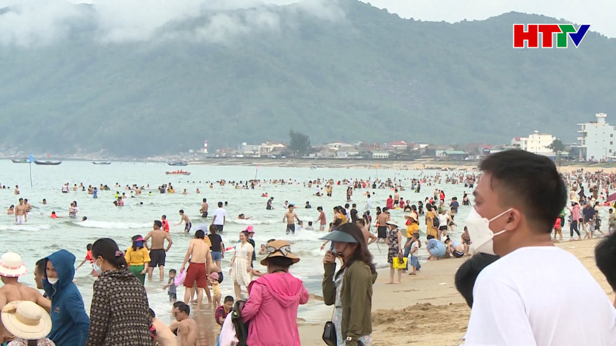 Hà Tĩnh đón hơn 2,4 triệu khách du lịch