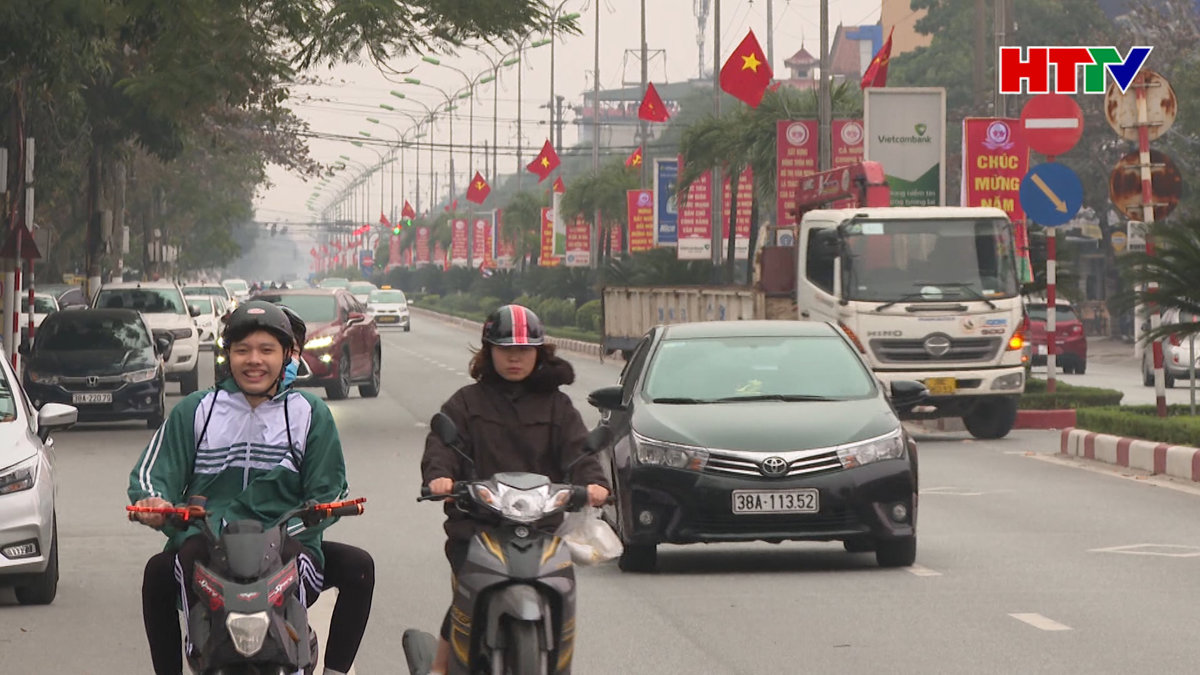 Ngày đầu nghỉ Tết Dương lịch: Phương tiện đông, giao thông đảm bảo an toàn