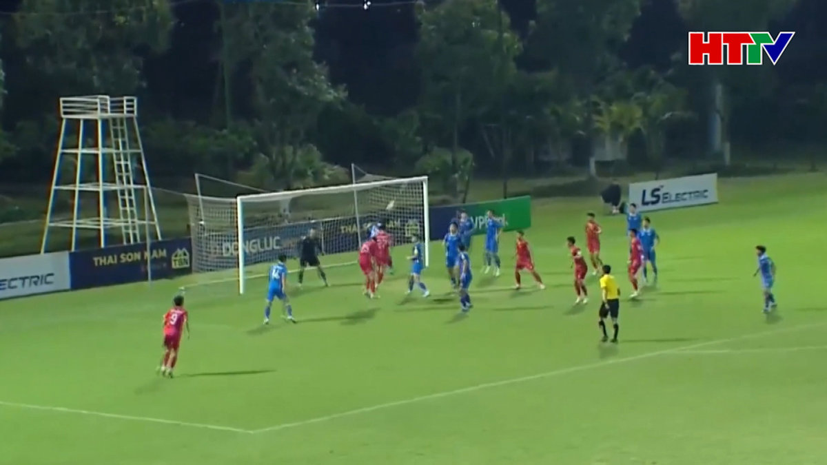 Hồng Lĩnh Hà Tĩnh lần đầu lọt vào trận chung kết giải U17 Quốc gia