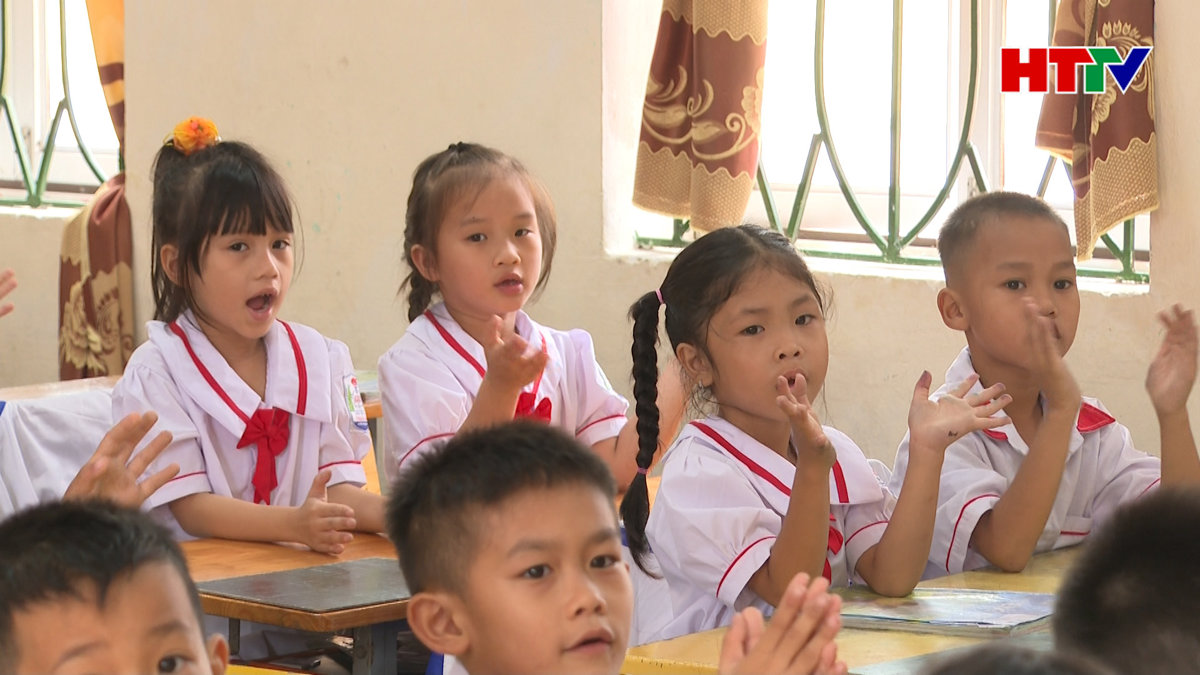 Lan tỏa phong trào thi đua đổi mới, sáng tạo trong dạy và học