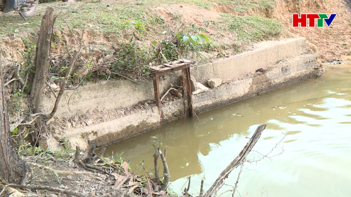 Nỗi lo hồ đập xuống cấp