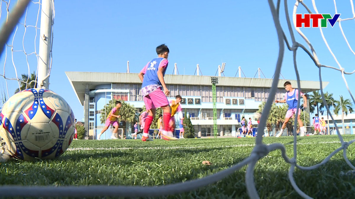 Đào tạo trẻ - Tương lai cho bóng đá Hà Tĩnh