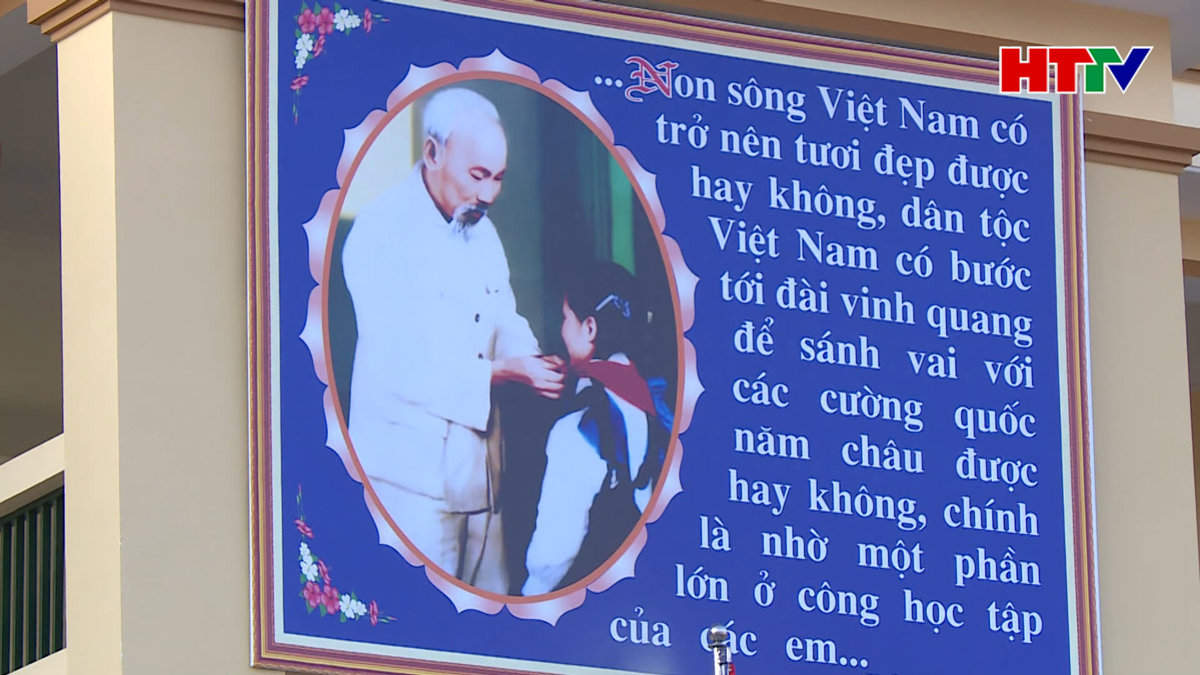 Hoàn tất công tác chuẩn bị cho lễ khai giảng năm học mới