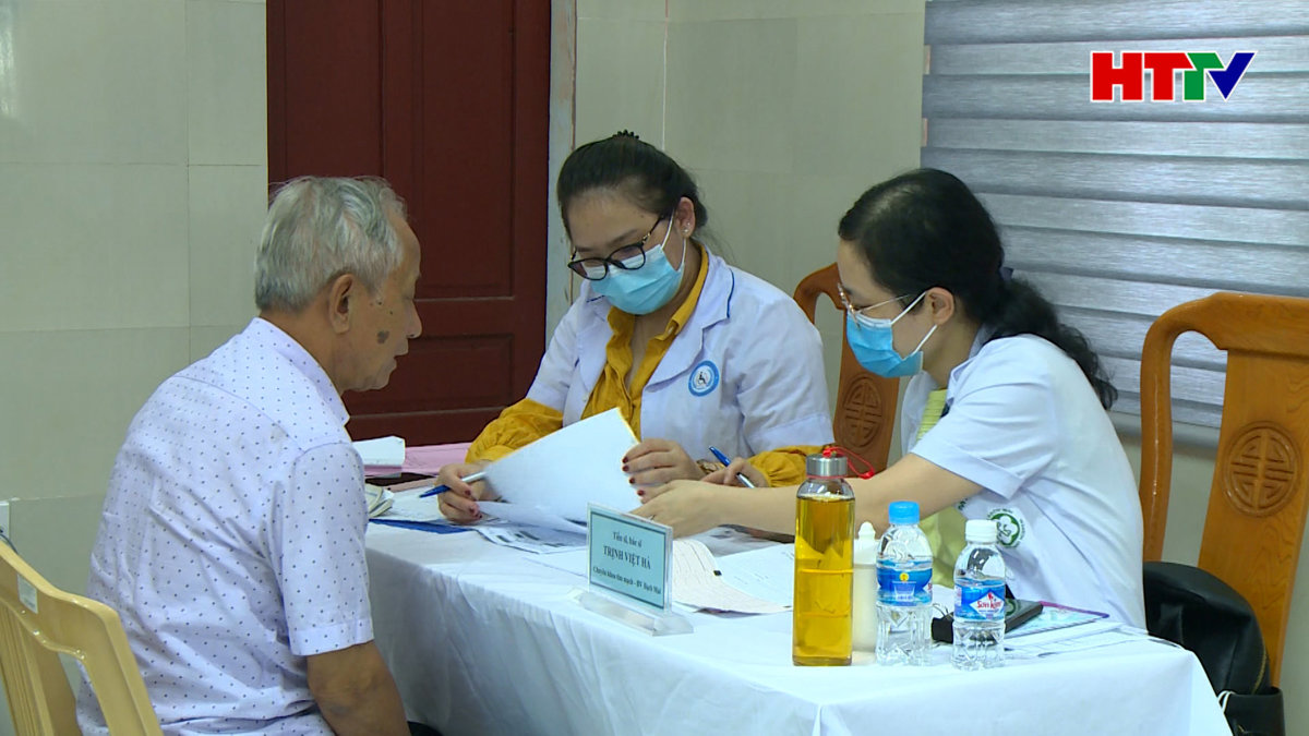 Hơn 800 cán bộ được khám sức khỏe định kỳ