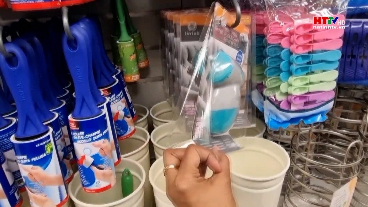 Canada cảnh báo chất gây ung thư trong vật dụng hàng ngày