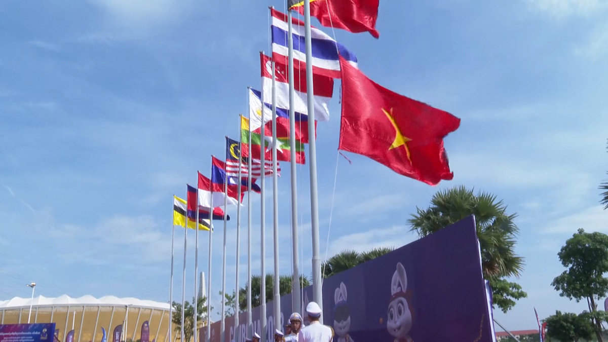 Lễ thượng cờ ASEAN Para Games 12