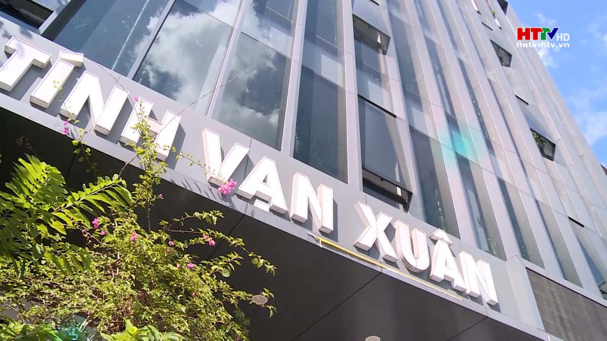 Khởi tố, bắt tạm giam Giám đốc tài chính Công ty cổ phần Vạn Xuân