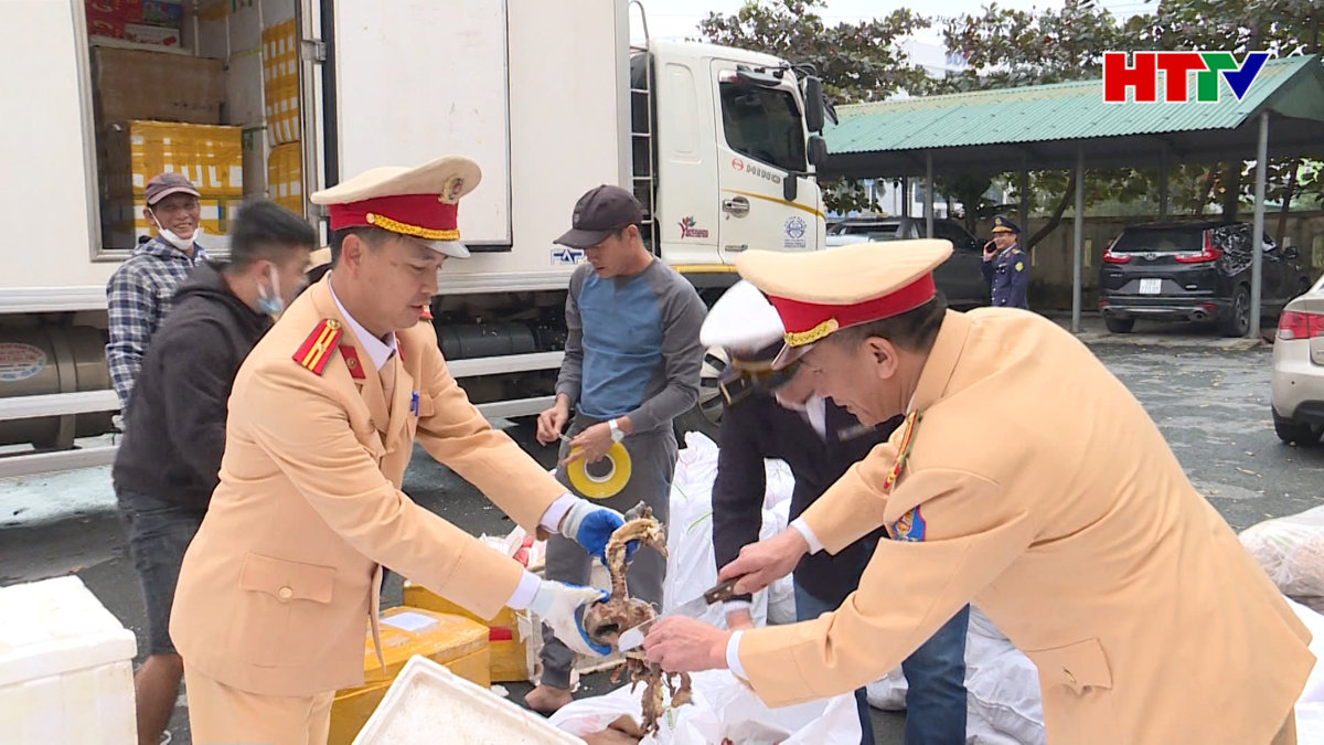 Phát hiện hơn 3,2 tấn sản phẩm động vật không rõ nguồn gốc xuất xứ