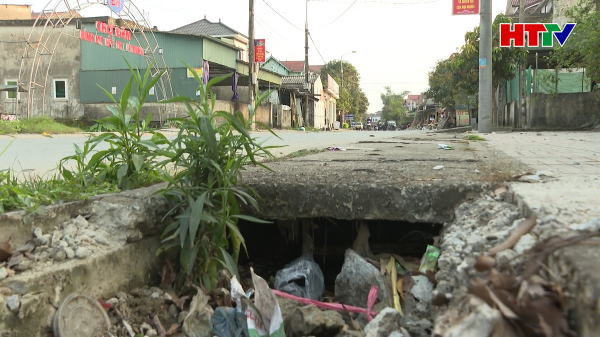 Mương xuống cấp dân bất an