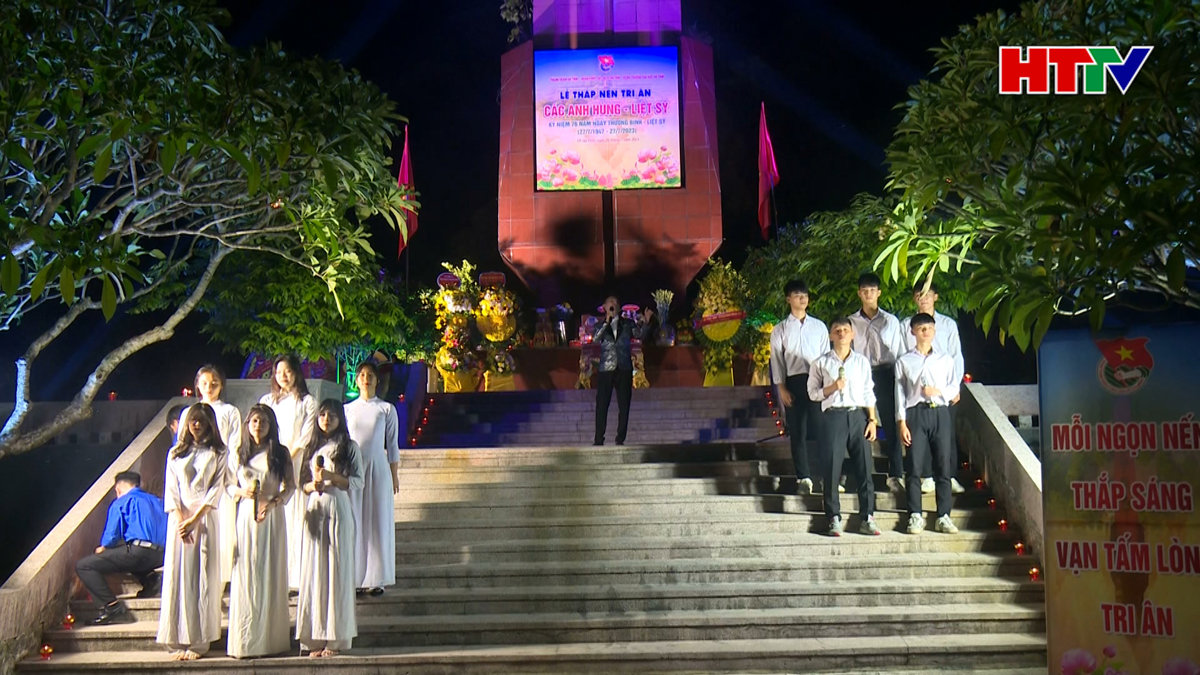 Thắp nến tri ân các anh hùng Liệt sỹ