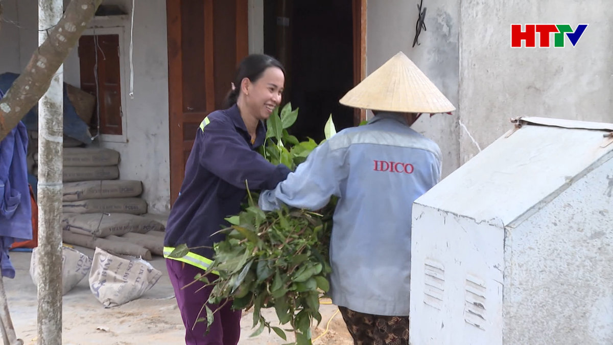 Những ngôi nhà ấm tình đoàn kết